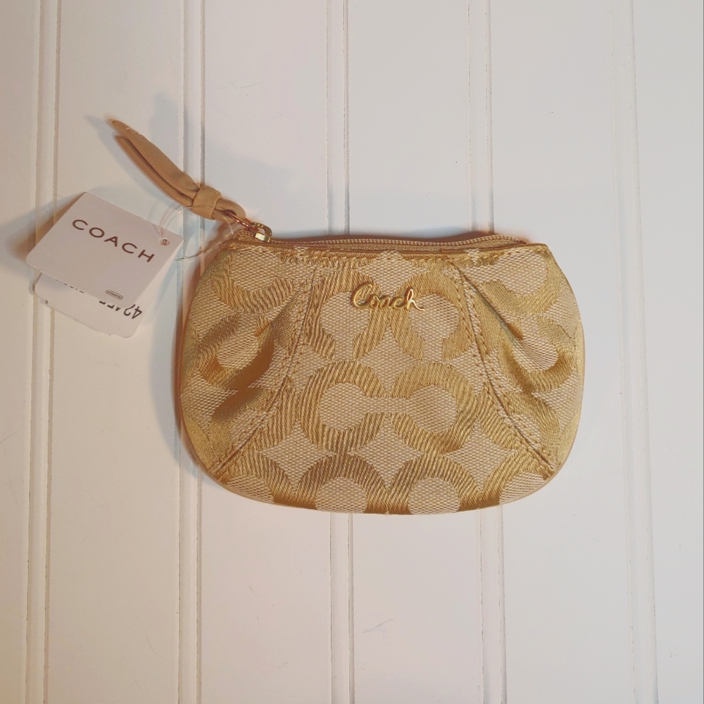 Coach NWT Signature Light Khaki Keychain Coin Purse